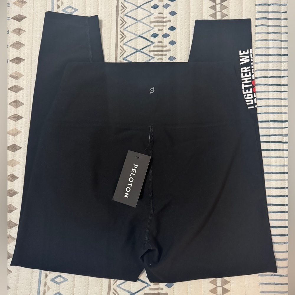 Peloton Cadent Legging - Picture 2 of 4